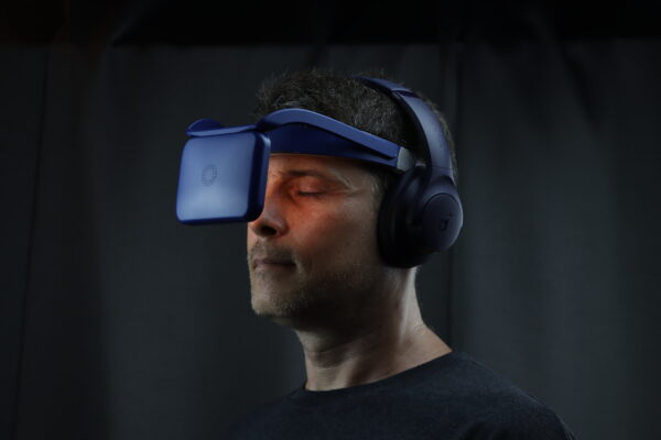 NeuroVIZR - Brain Wellness & Relaxation Device (Copy) - Bild 7